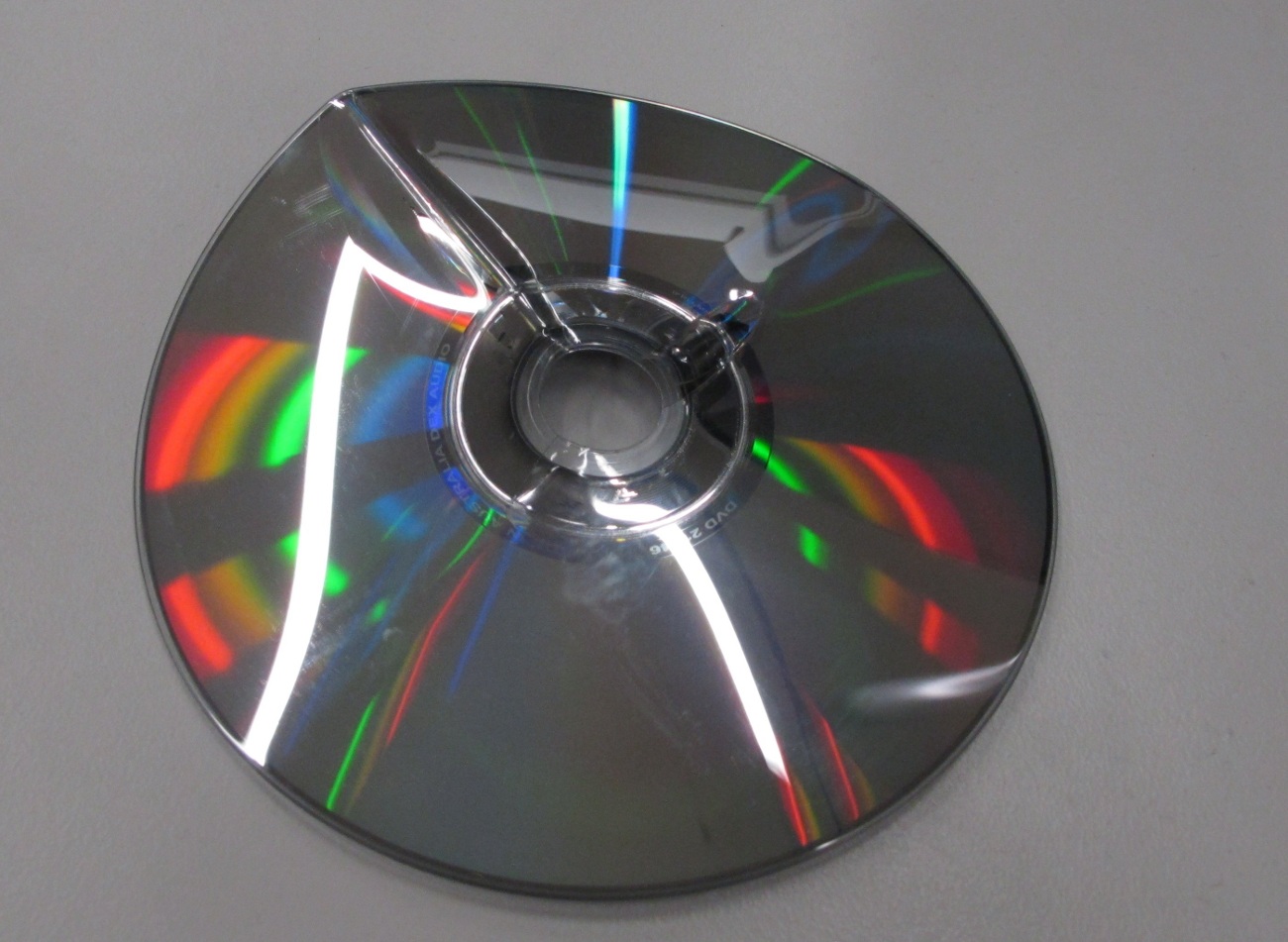 BluRay sales are up for 2013, but DVDs taking a nosedive! Bubbleblabber